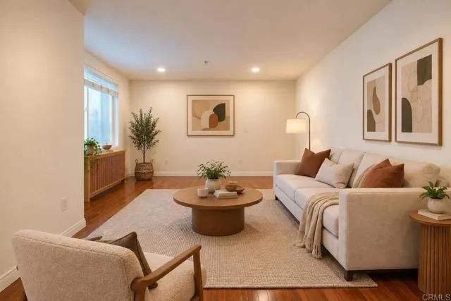 1435 India St, San Diego, Active - Home for Sale