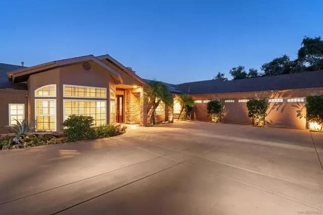 1695 Grove Rd, El Cajon, Active - Home for Sale