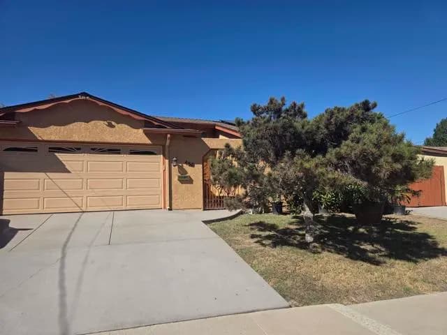 450 Broadview St, Spring Valley, Active - Home for Sale