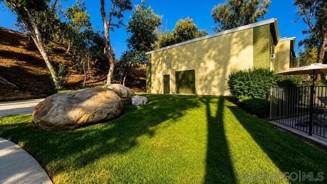 830 W Lincoln Ave, Escondido, Active - Home for Sale