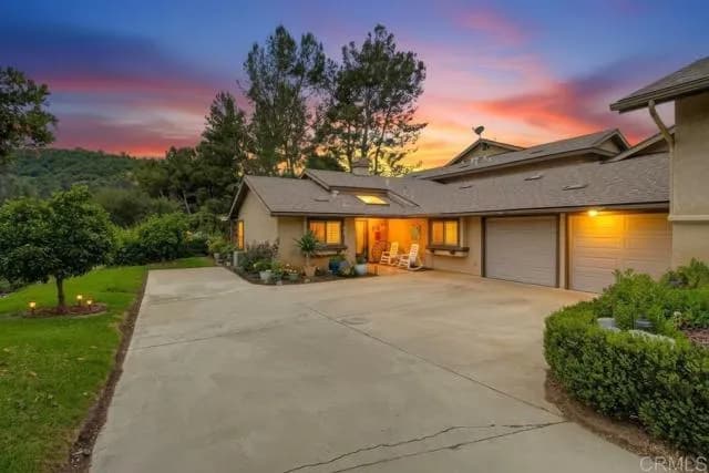 1637 Pala Lake Dr, Fallbrook, Active - Home for Sale