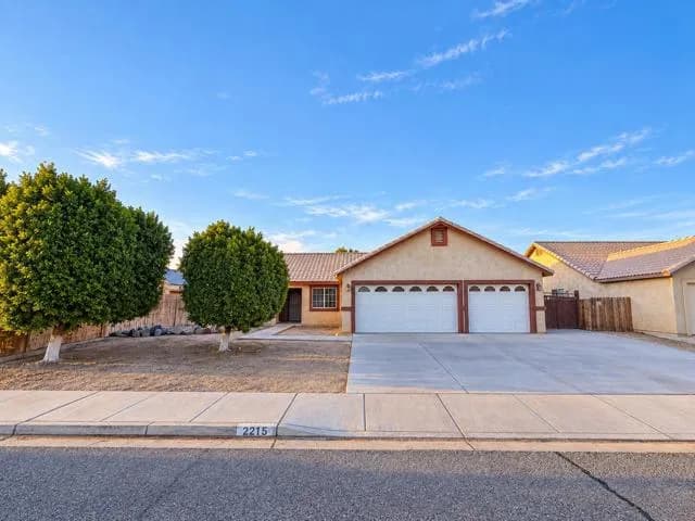 2215 Hidden, Blythe, Active - Home for Sale