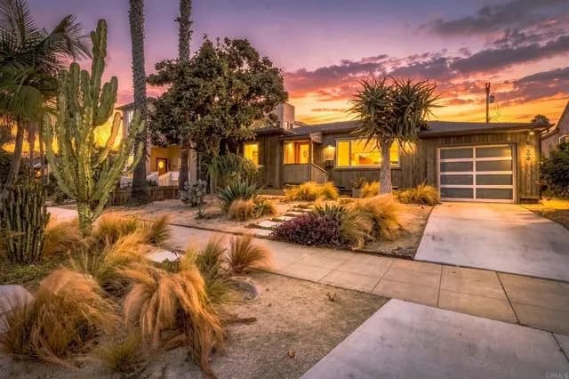 1236 Chalcedony St, San Diego, Active - Home for Sale