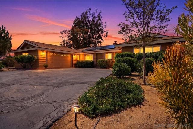 3195 Purer Rd, Escondido, Active - Home for Sale