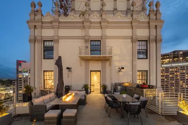 702 Ash St, San Diego, Active - Home for Sale