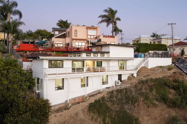 1694 Torrance St, San Diego, Active - Home for Sale