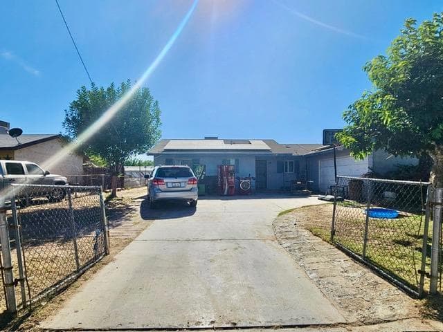 401 N Carlton Ave, Blythe, Active - Home for Sale