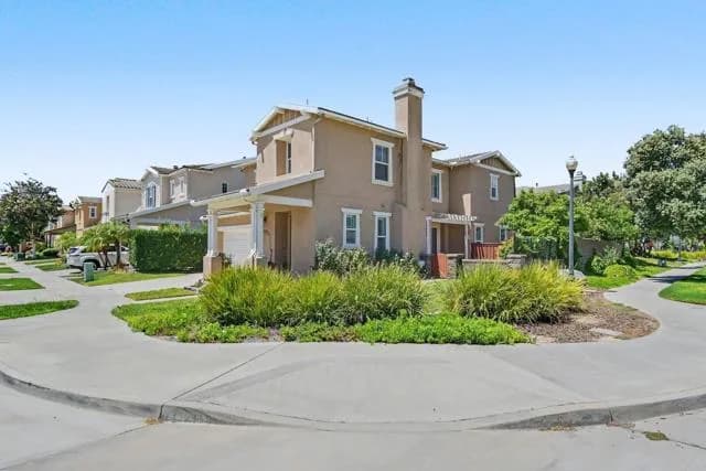 2327 Trellis St, Chula Vista, Active - Home for Sale