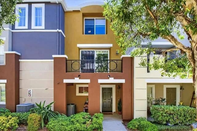 8756 Concourse Court, San Diego, Active - Home for Sale