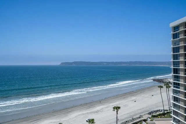 1730 Avenida Del Mundo, Coronado, Active - Home for Sale