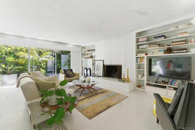 5920 La Jolla, La Jolla, Active - Home for Sale