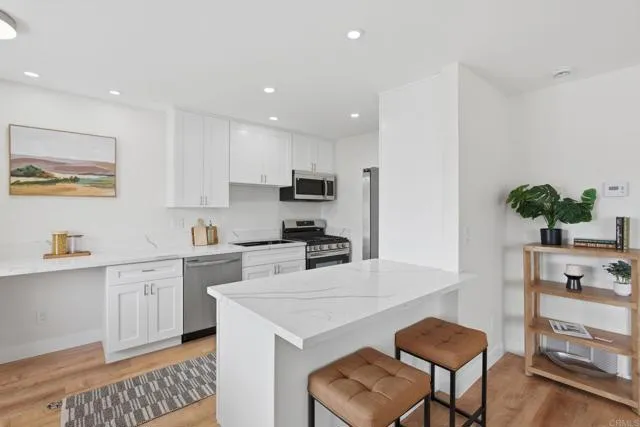 13754 Mango Dr, Del Mar, Active - Home for Sale