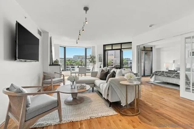 500 W Harbor Dr, San Diego, Active - Home for Sale