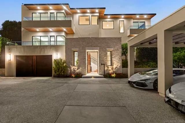 6349 Castejon Dr, La Jolla, Active - Home for Sale