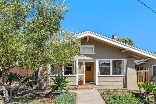 3763 Dana Place, San Diego, Active - Home for Sale