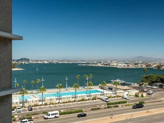1820 Avenida Del Mundo, Coronado, Active - Home for Sale