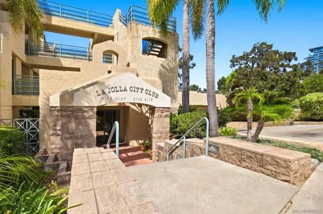 8178 Avenida Navidad, San Diego, Active - Home for Sale