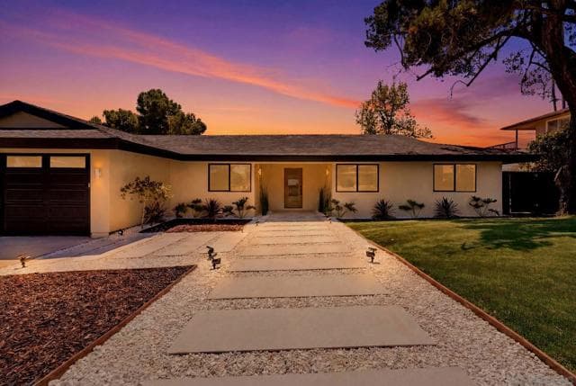 4222 Helix Del Sur, La Mesa, Active - Home for Sale