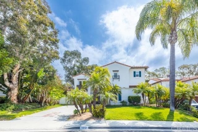 1312 Corvidae St, Carlsbad, Active - Home for Sale