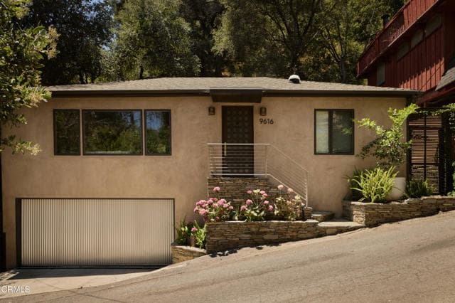 9616 Highland Gorge Dr, Beverly Hills, Active - Home for Sale