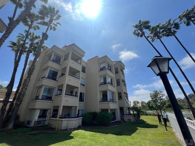 12122 Royal Birkdale, San Diego, Active - Home for Sale