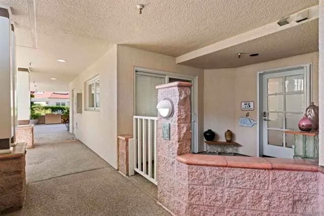 1133 1st St, Coronado, Active - Home for Sale