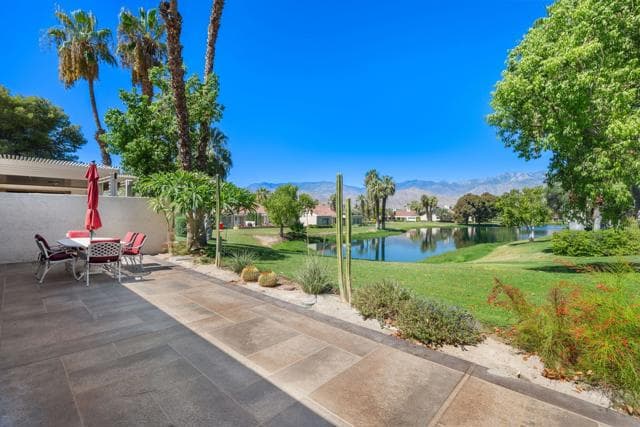 126 Mission Hills Dr, Rancho Mirage, Active - Home for Sale