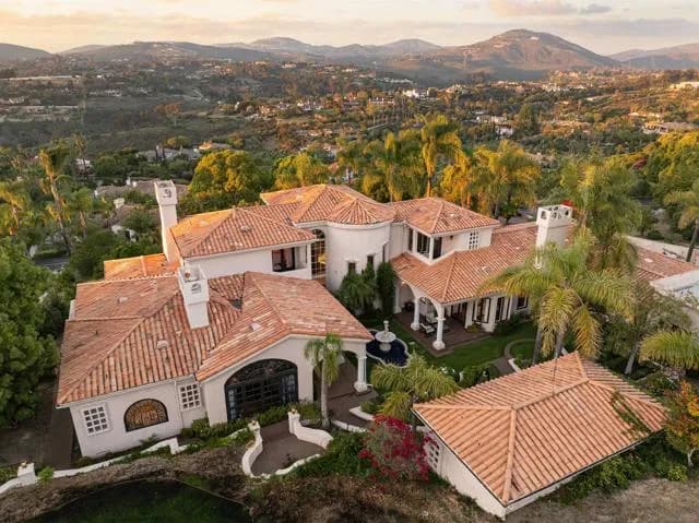 18136 Via Ascenso, Rancho Santa Fe, Active - Home for Sale