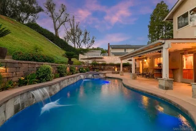 1734 Treseder Circle, El Cajon, Active - Home for Sale