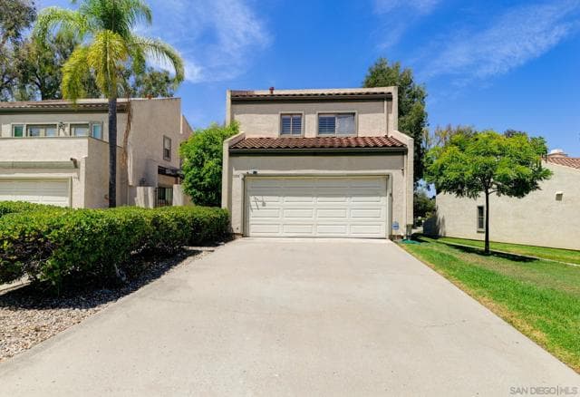 1036 Long Shadow Court, El Cajon, Active - Home for Sale