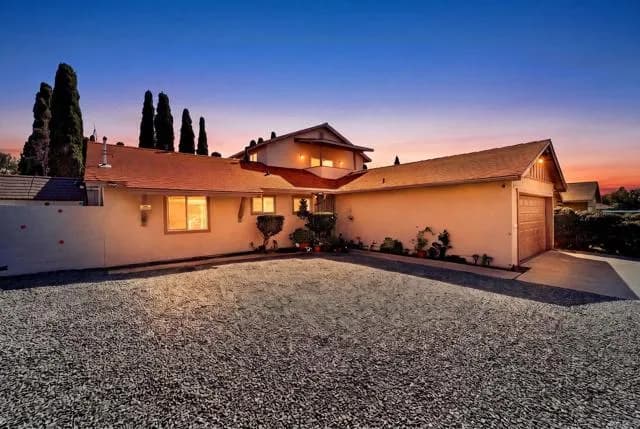 2334 E Division St, National City, Active - Home for Sale