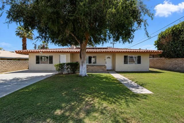 44470 Acacia Dr, Palm Desert, Active - Home for Sale