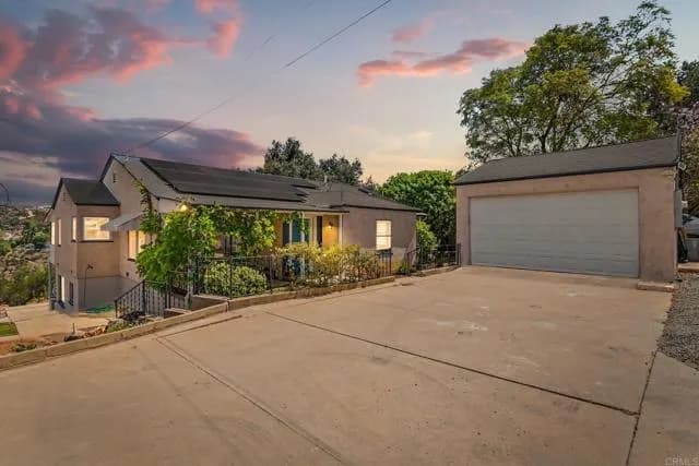 950 S Grade Rd, Alpine, Active - Home for Sale