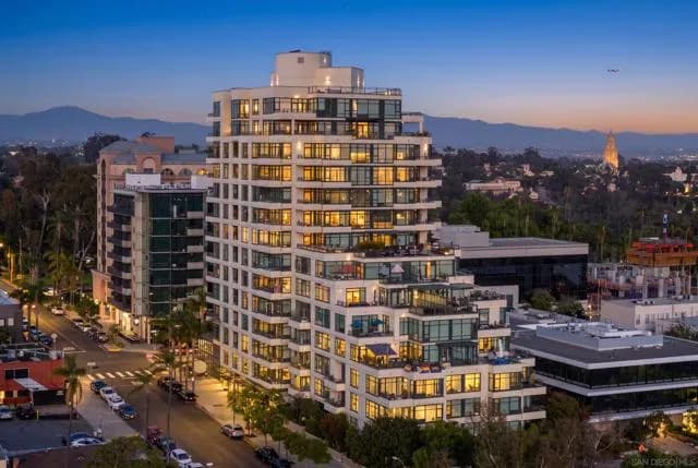 475 Redwood St, San Diego, Active - Home for Sale