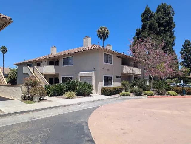 3525 Paseo De Elenita, Oceanside, Active - Home for Sale