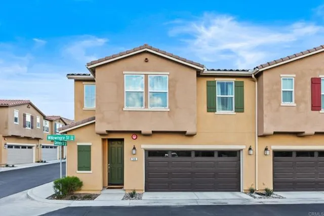 506 Willowmore St, Vista, Active - Home for Sale
