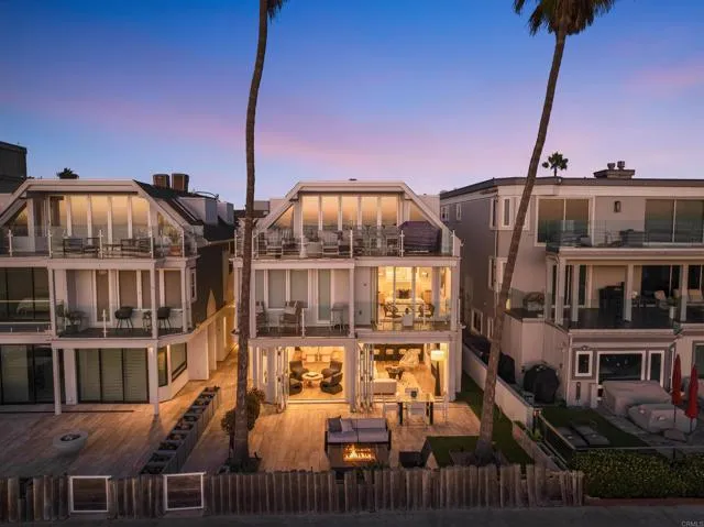 2981 Ocean Front Walk, San Diego, Active - Home for Sale