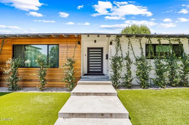 1201 N Altadena Dr, Pasadena, Active - Home for Sale
