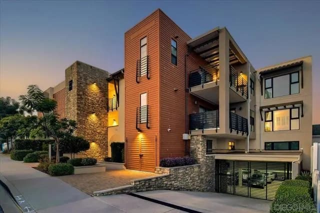 3128 Cañon St, San Diego, Active - Home for Sale