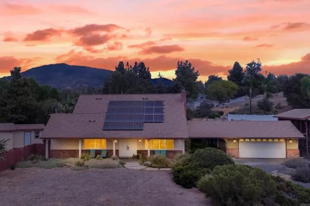 1402 Big Red Rd, Alpine, Active - Home for Sale