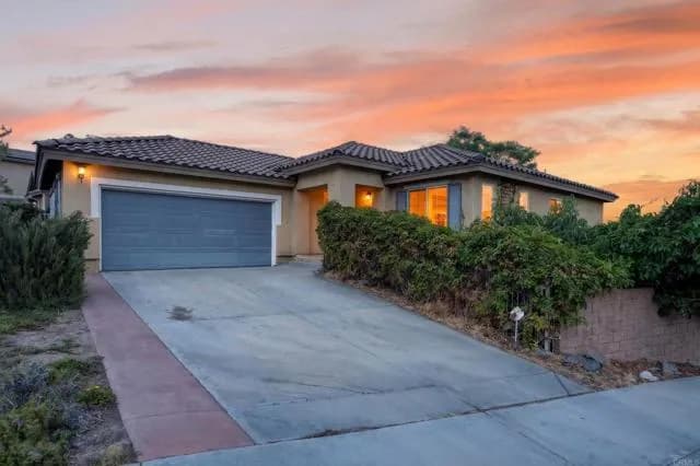 10441 Lake Breeze Dr, Spring Valley, Active - Home for Sale