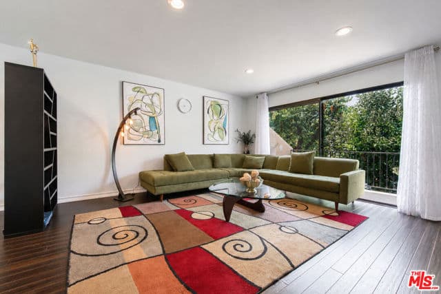 7137 Shoup Ave, Los Angeles, Active - Home for Sale
