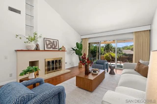 2217 Via Pedrera, La Jolla, Active - Home for Sale