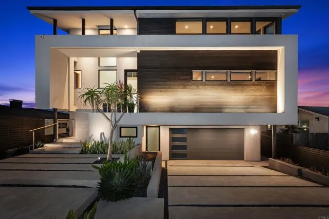 2637 Garfield St, Carlsbad, Active - Home for Sale