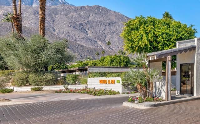 1150 E Palm Canyon Dr, Palm Springs, Active - Home for Sale