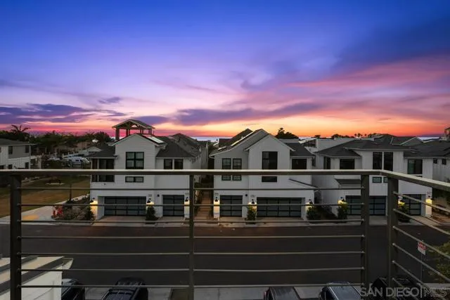1600 San Remo Place, Encinitas, Active - Home for Sale