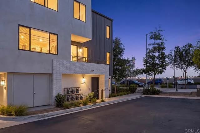 6871 Secano St, San Diego, Active - Home for Sale
