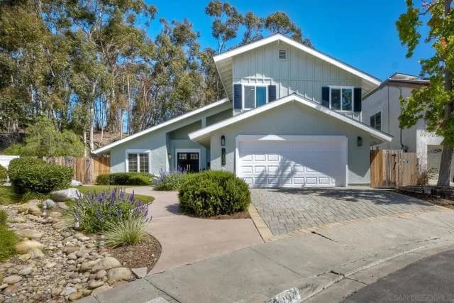 10894 Kemah, San Diego, Active - Home for Sale