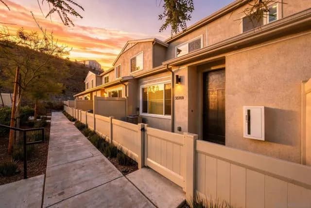 35169 Rangpur Ln, Fallbrook, Active - Home for Sale