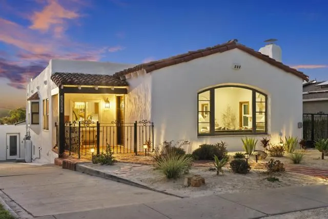 4866 Sussex Dr, San Diego, Active - Home for Sale
